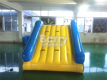 Ticari 4 * 2 * 2M Yüzer Su Şişme Slide 0.9mm PVC Tente ile