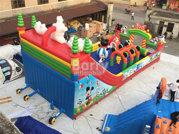 Çocuklar Bounce Castle Şişme Oyun Alanı / Şişme Eğlence Parkı Mickey Karikatür Şişme Eğlence Parkı