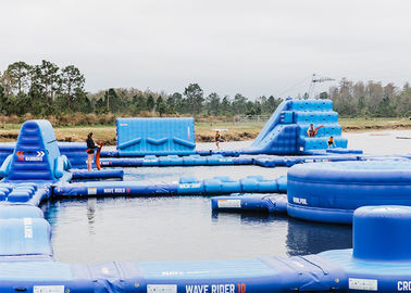 0.9mm Plato PVC Tente Dev Şişme Su Parkları, Dalga Adası Aqua Spor Parkı 65 Parça