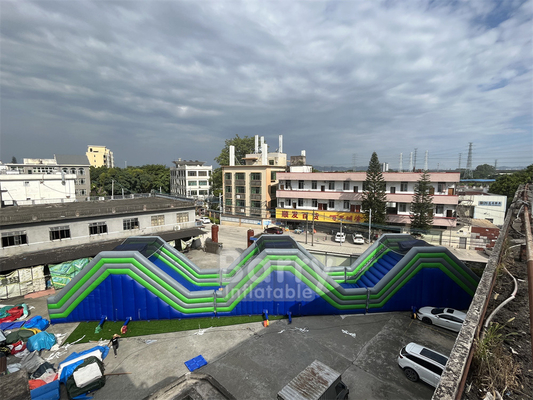 Özelleştirilebilir PVC 41x5.5x6m The Humps şişme 5k etkinlikleri Yetişkinler için rekabetçi oyun
