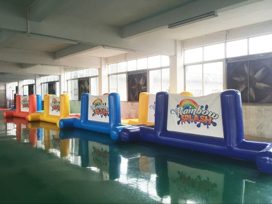 Özelleştirilebilir Göl Havuz Park Su Oyuncakları Şişme Su Yüzen Engelleme Yolu