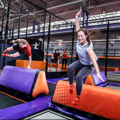 Kapalı spor salonu Spor Hava pistleri Trampolin parkları Parkour hava blokları şişirme blokları