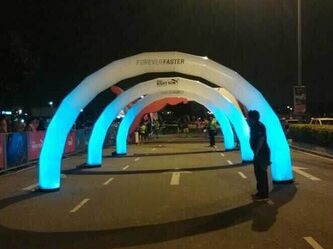 Diaplay için Seks Tube 8 Led Lighing Şişme Sütun Değişen Renk