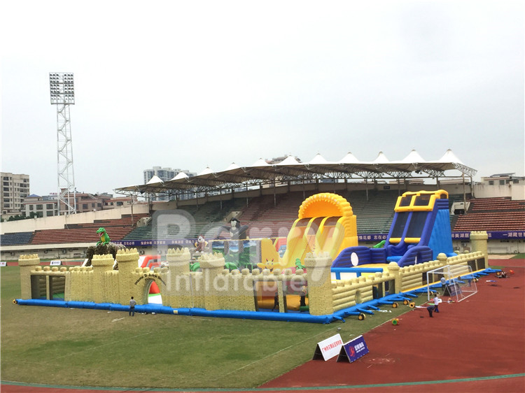 1600m2 Dünyanın En Büyük Şişme Tema Parkı Kapalı Dinosürler Dışarıda Büyük Atlama Spor Oyunu ile