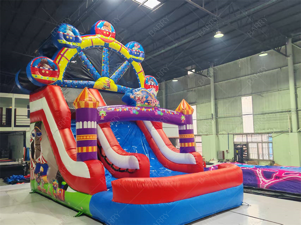 Joker Teması Ferris Tekerleği Şişme Kaydırma 6x4M Özel Renk