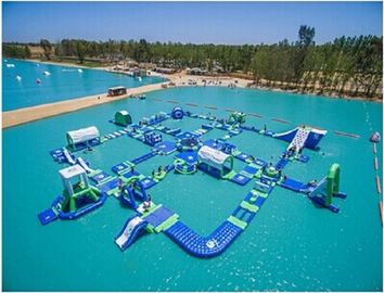 Göl İçin Dev Yetişkin Şişme Su Parkı Ticari Şişme Su Eğlence