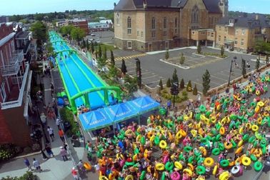 300 Metre Uzun Hava A Family Fun Day İçin Dev Şişme Su Kaydırağı Mühürlü