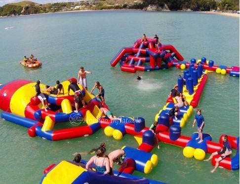 Özel Dev Şişme Yüzer Su Parkı Aqua Park Blow Up