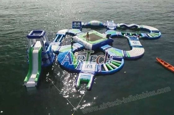 0.9mm PVC Yüzer Su Parkları Açık Su Şişme Parkı Özelleştirilmiş